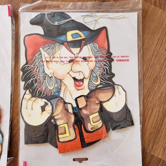 Vintage Halloween 1980s Honeycomb Die Cut Cat Witch Crepe Paper Dancer Spooky - Picture 4 of 12